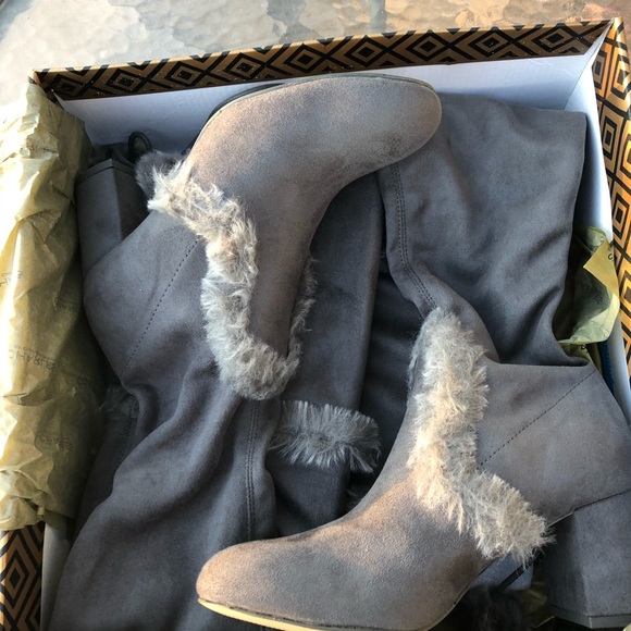 Charles David Over the Knee Boots - Picture 4 of 6